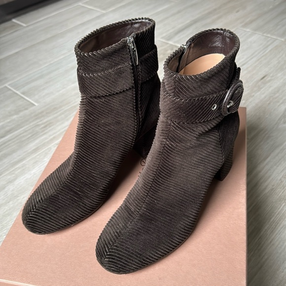 Gianvito Rossi brown corduroy booties - Picture 2 of 9